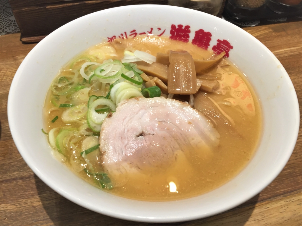 0001東京駅地下の旭川ラーメン.jpg